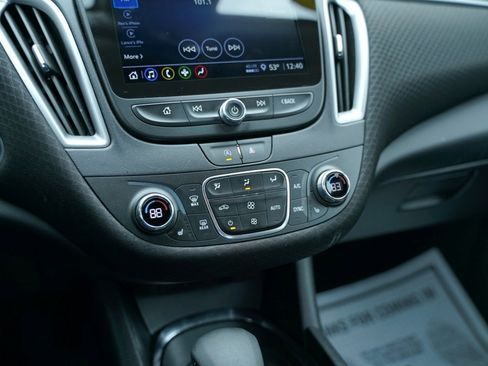 Used 2023 Chevrolet Malibu LT image 15