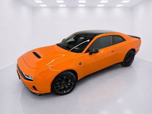 Used 2026 Dodge Charger Scat Pack AWD/4WD image 5