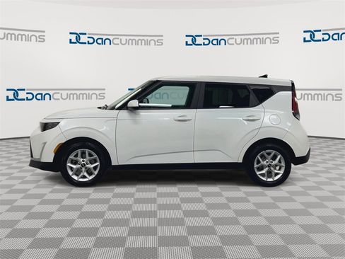 Used 2023 Kia Soul LX w/ Option Group 015 image 5
