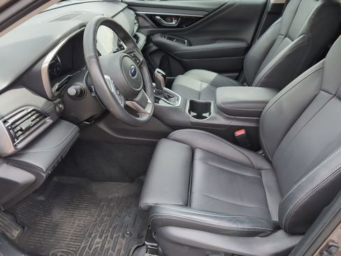 Used 2023 Subaru Outback Limited image 10