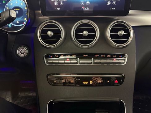 Used 2022 Mercedes-Benz GLC 300 4MATIC image 16