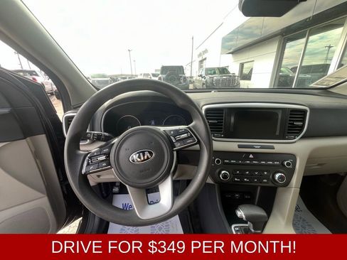 Used 2021 Kia Sportage LX image 30
