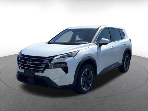 Used 2025 Nissan Rogue SV image 7