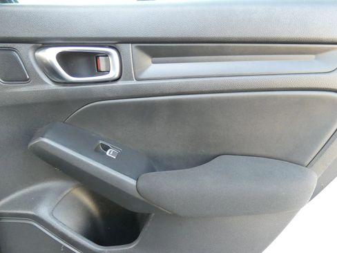 Used 2022 Honda Civic LX image 37