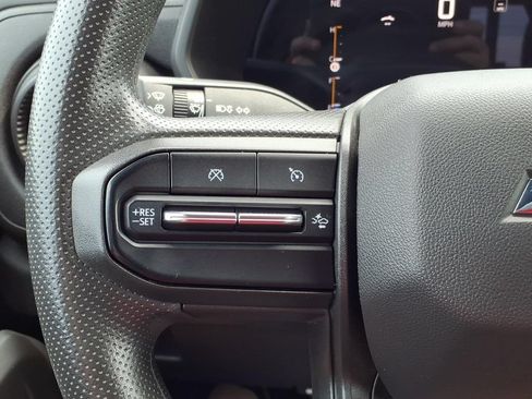 Used 2023 Chevrolet Colorado Trail Boss w/ Technology Package AWD/4WD image 25
