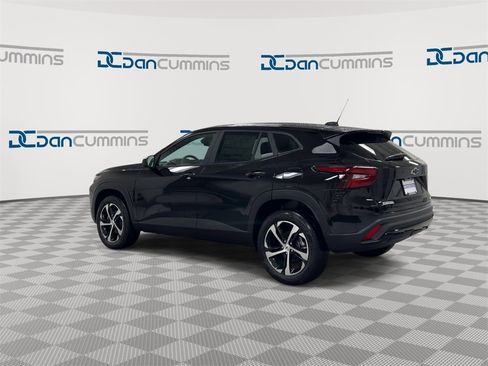 New 2026 Chevrolet Trax RS image 6