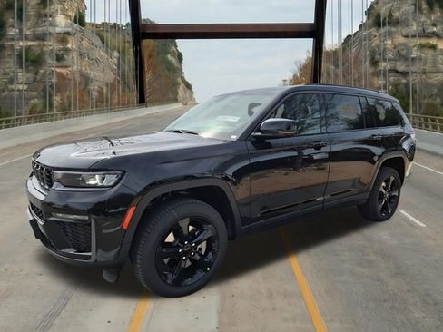 New 2026 Jeep Grand Cherokee L Limited RWD image 3