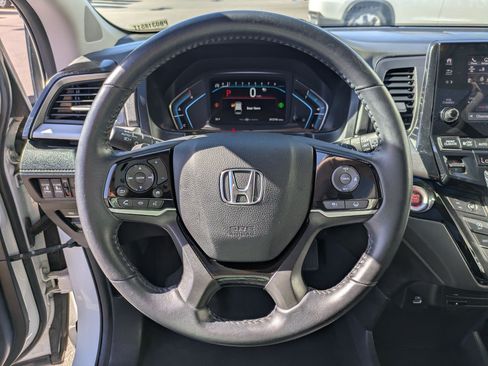 Certified 2023 Honda Odyssey Touring image 19
