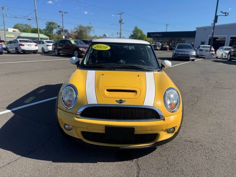 Used 2009 MINI Cooper S FWD image 2