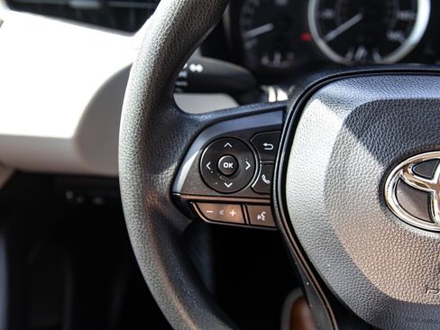 Used 2023 Toyota Corolla LE image 8