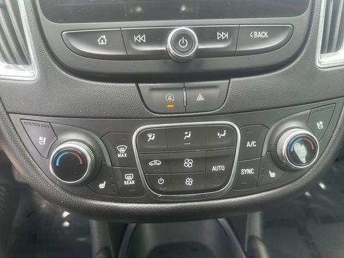 Used 2024 Chevrolet Malibu LT FWD image 13