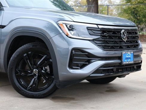 Certified 2025 Volkswagen Atlas Cross Sport SEL R-Line image 2