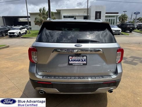 Used 2021 Ford Explorer Limited w/ Equipment Group 301A AWD/4WD image 9