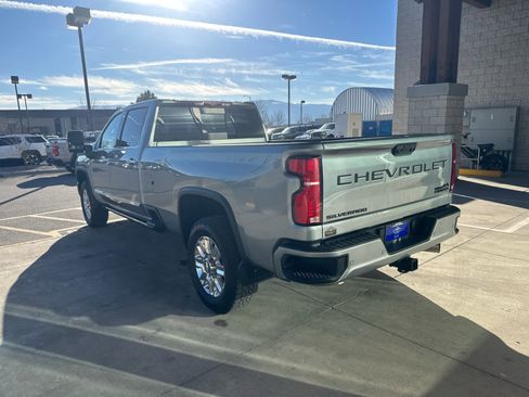Used 2025 Chevrolet Silverado 3500 High Country w/ Technology Package image 6