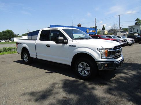 Used 2018 Ford F150 XLT w/ Trailer Tow Package AWD/4WD image 9