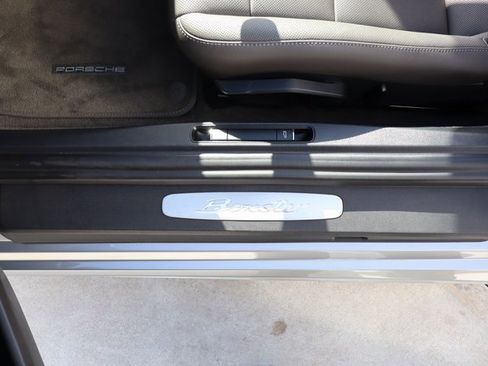 Used 2023 Porsche 718 Boxster image 26