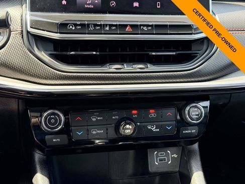 Certified 2022 Jeep Compass Trailhawk AWD/4WD image 18