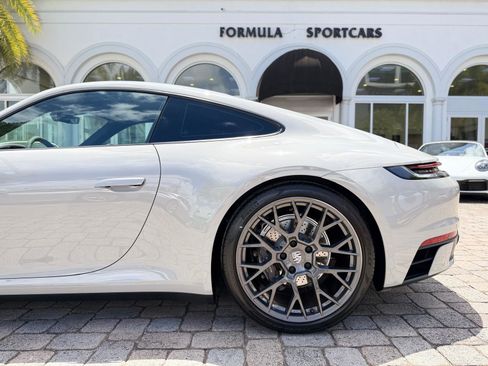 Used 2024 Porsche 911 Carrera T image 18