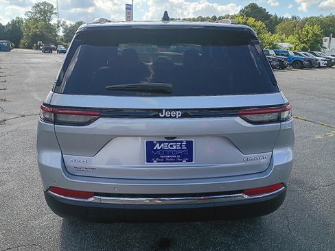 New 2025 Jeep Grand Cherokee Limited AWD/4WD image 5