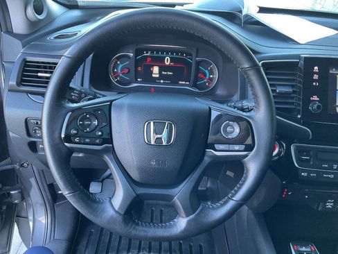 Used 2020 Honda Pilot Touring image 17