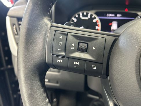 Certified 2024 Nissan Rogue SV w/ SV Premium Package AWD/4WD image 18