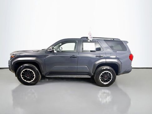 Used 2025 Toyota 4Runner TRD Off-Road image 4
