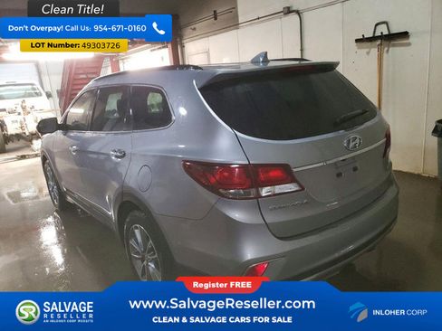 Used 2017 Hyundai Santa Fe SE w/ Cargo Package AWD/4WD image 3