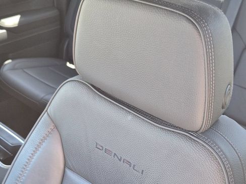 Used 2024 GMC Sierra 1500 Denali AWD/4WD image 20