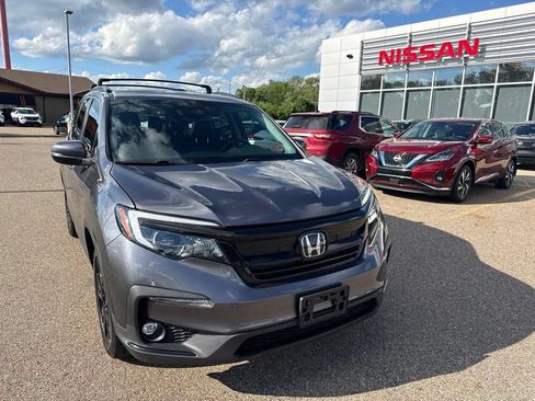 Used 2022 Honda Pilot Special Edition image 3