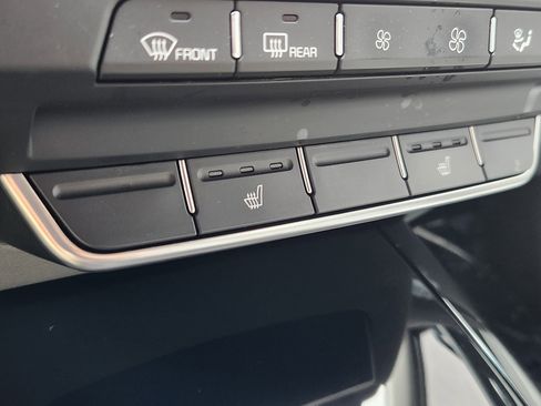 Used 2020 Kia Sorento SX image 31