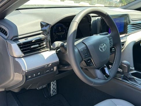 New 2026 Toyota Camry SE FWD image 19