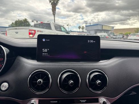 Used 2022 Kia Stinger GT-Line image 10