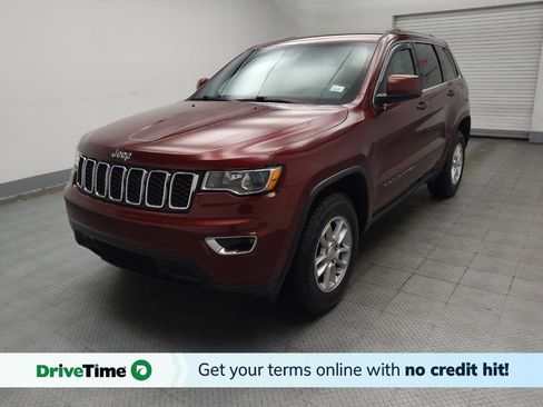 Used 2018 Jeep Grand Cherokee Laredo image 1