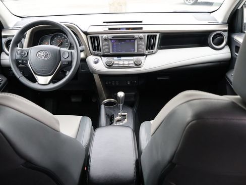 Used 2013 Toyota RAV4 Limited FWD image 13
