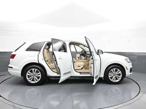 Used 2019 Audi Q7 3.0T Premium w/ Convenience Package AWD/4WD image 44