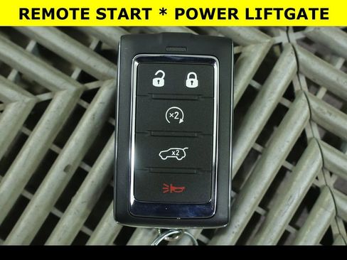 New 2026 Jeep Compass Latitude image 11