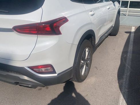 Used 2020 Hyundai Santa Fe SEL w/ Convenience Package image 3