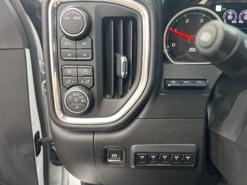 Used 2020 Chevrolet Silverado 3500 High Country w/ Z71 Off-Road Package image 19