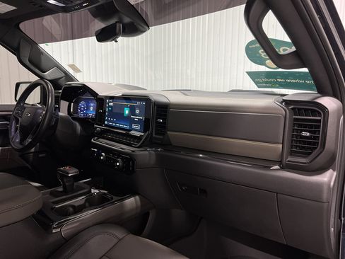 Used 2023 Chevrolet Silverado 1500 ZR2 w/ Technology Package image 27