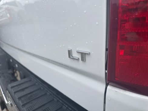 Used 2020 Chevrolet Silverado 2500 LT w/ Fleet Comfort Package image 23