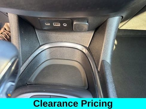 Used 2024 Chevrolet Malibu LT FWD image 26