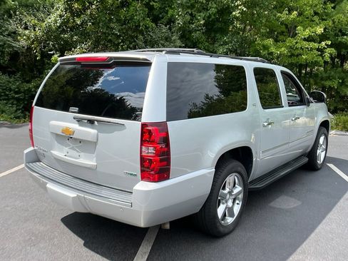 Used 2012 Chevrolet Suburban LTZ AWD/4WD image 6