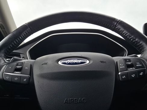 Used 2020 Ford Escape SEL image 24