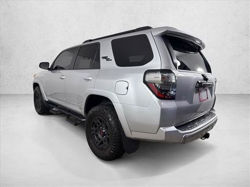 Used 2022 Toyota 4Runner TRD Off-Road AWD/4WD image 5
