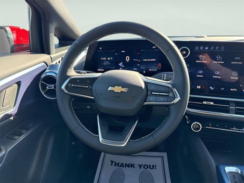 New 2026 Chevrolet Equinox EV LT image 13