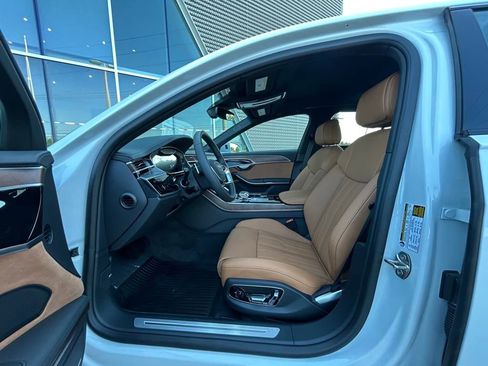 New 2025 Audi A8 L 3.0T image 9