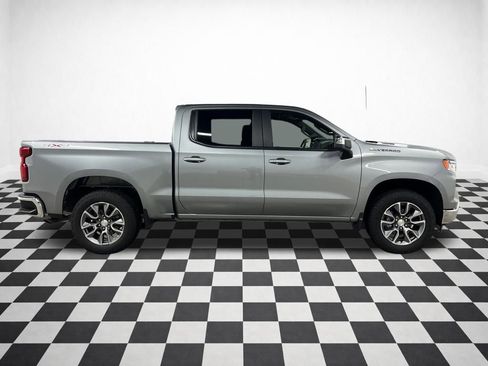 New 2026 Chevrolet Silverado 1500 LT image 2