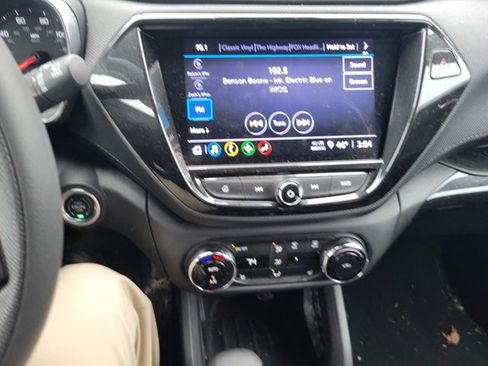 Used 2023 Chevrolet TrailBlazer LT w/ Convenience Package image 9