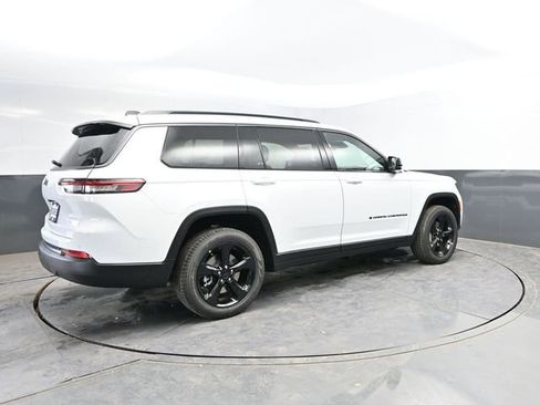 New 2026 Jeep Grand Cherokee L Limited AWD/4WD image 7