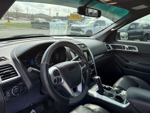 Used 2015 Ford Explorer Limited image 14